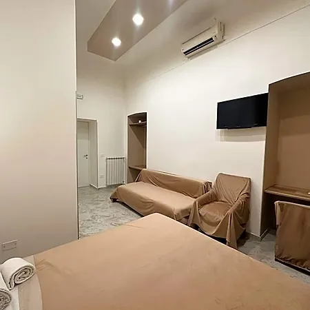 Benvenuto A Alojamento de Acomodação e Pequeno-almoço Nápoles